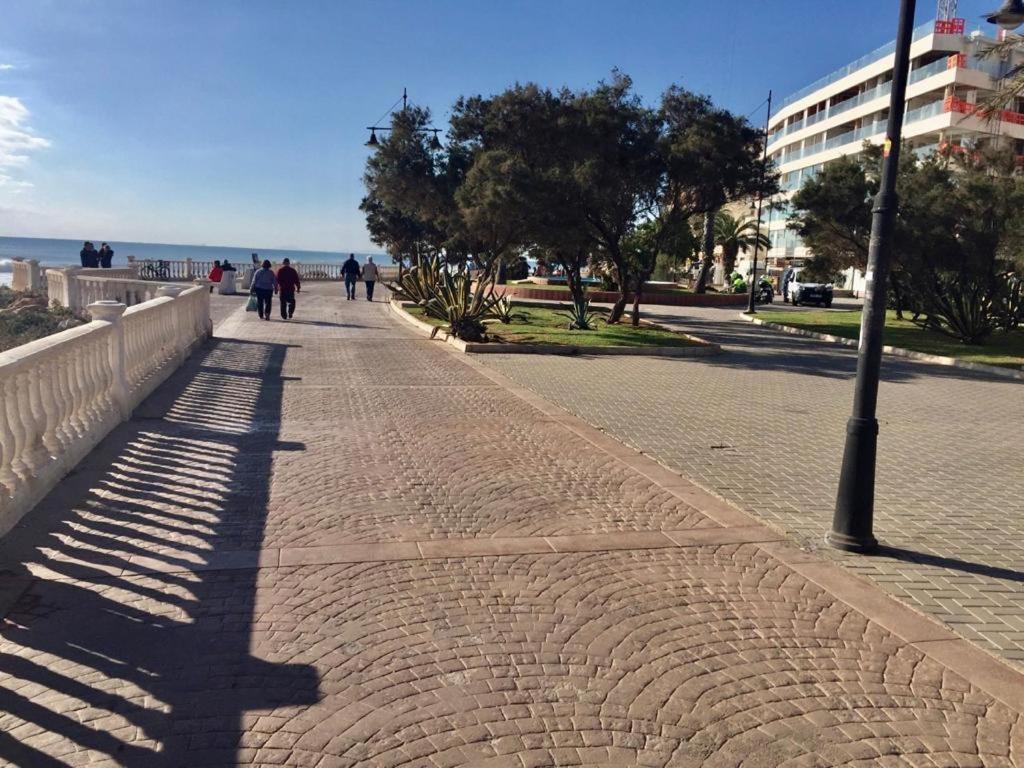 Apartamento Felix De La Fuente Torrevieja Eksteriør billede